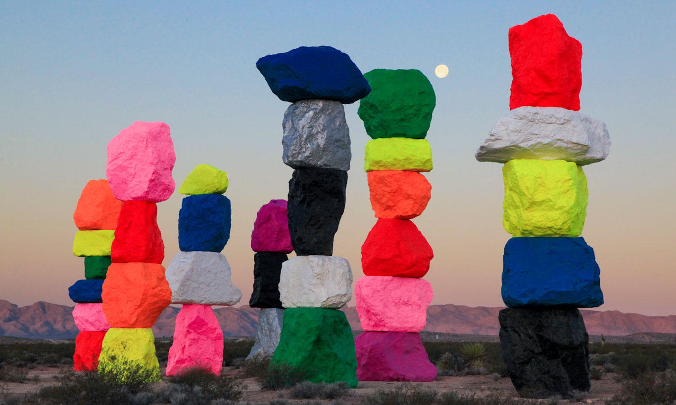 Seven Magic Mountains 七魔山